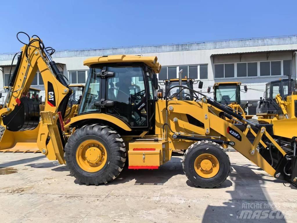 CAT 420 F Экскаваторы-погрузчики