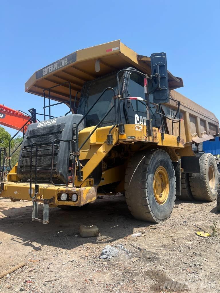 CAT 773E Шарнирно-сочленённые самосвалы