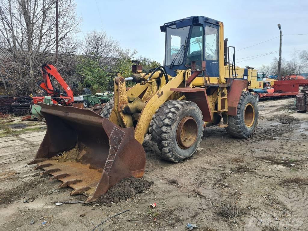 Komatsu WA 250 Фронтальные погрузчики