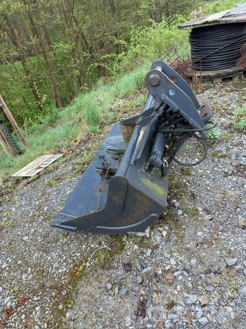 Atlas Mobilbagger Колёсные экскаваторы