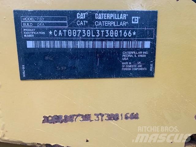 CAT 730 Шарнирно-сочленённые самосвалы