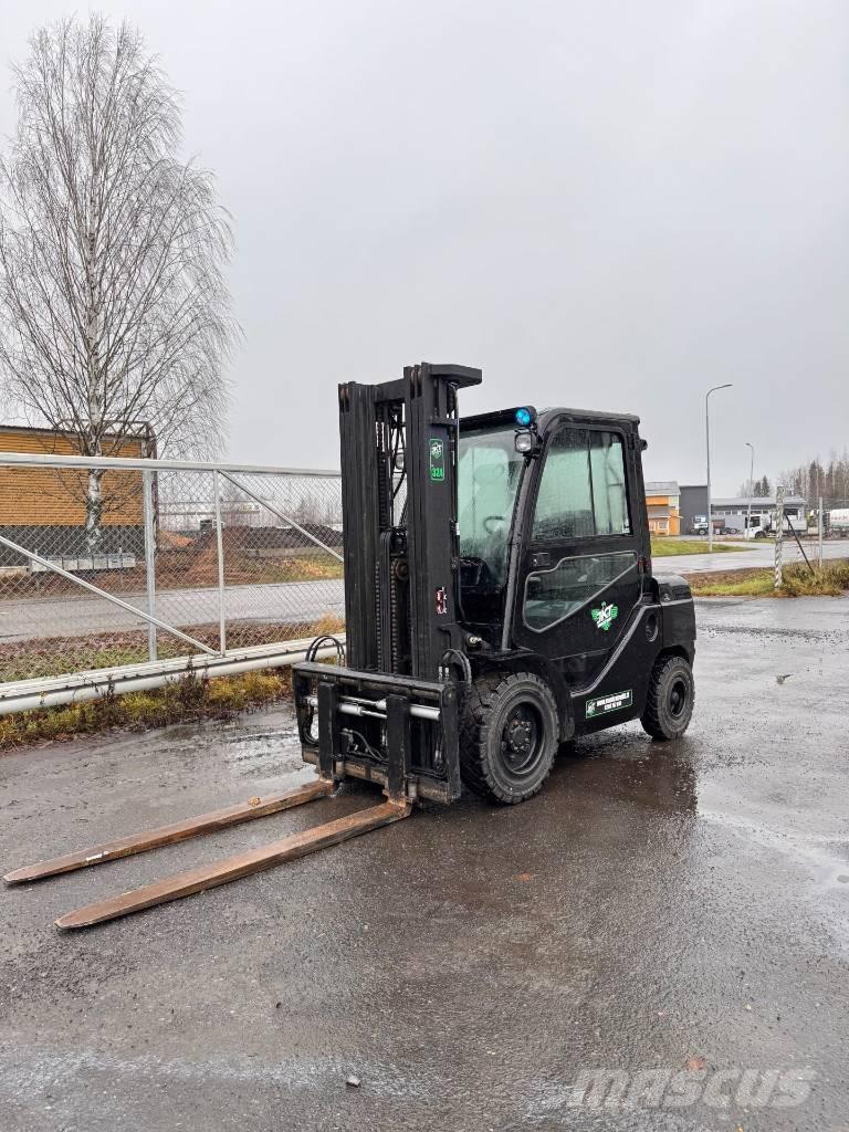 Toyota 02-8 FDF 30 Дизельные погрузчики