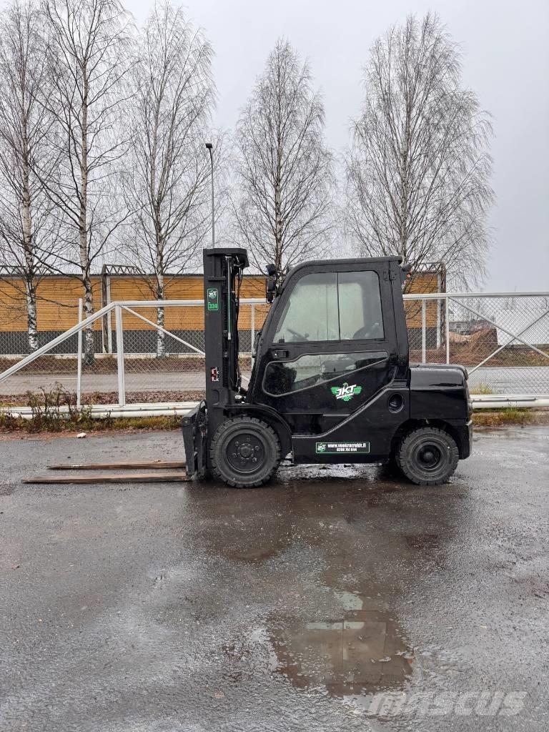 Toyota 02-8 FDF 30 Дизельные погрузчики