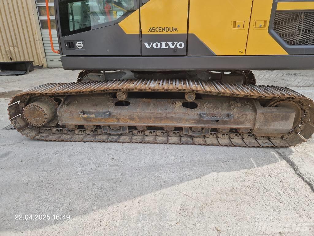 Volvo EC220EL Гусеничные экскаваторы
