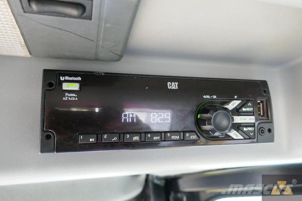 CAT D8T Гусеничные бульдозеры