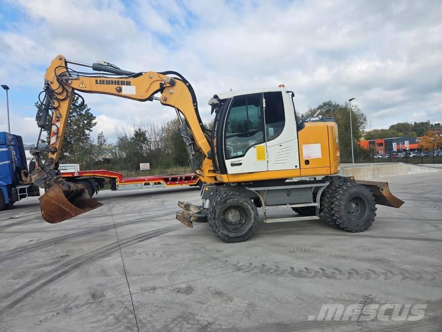 Liebherr 912 COMPACT Колёсные экскаваторы