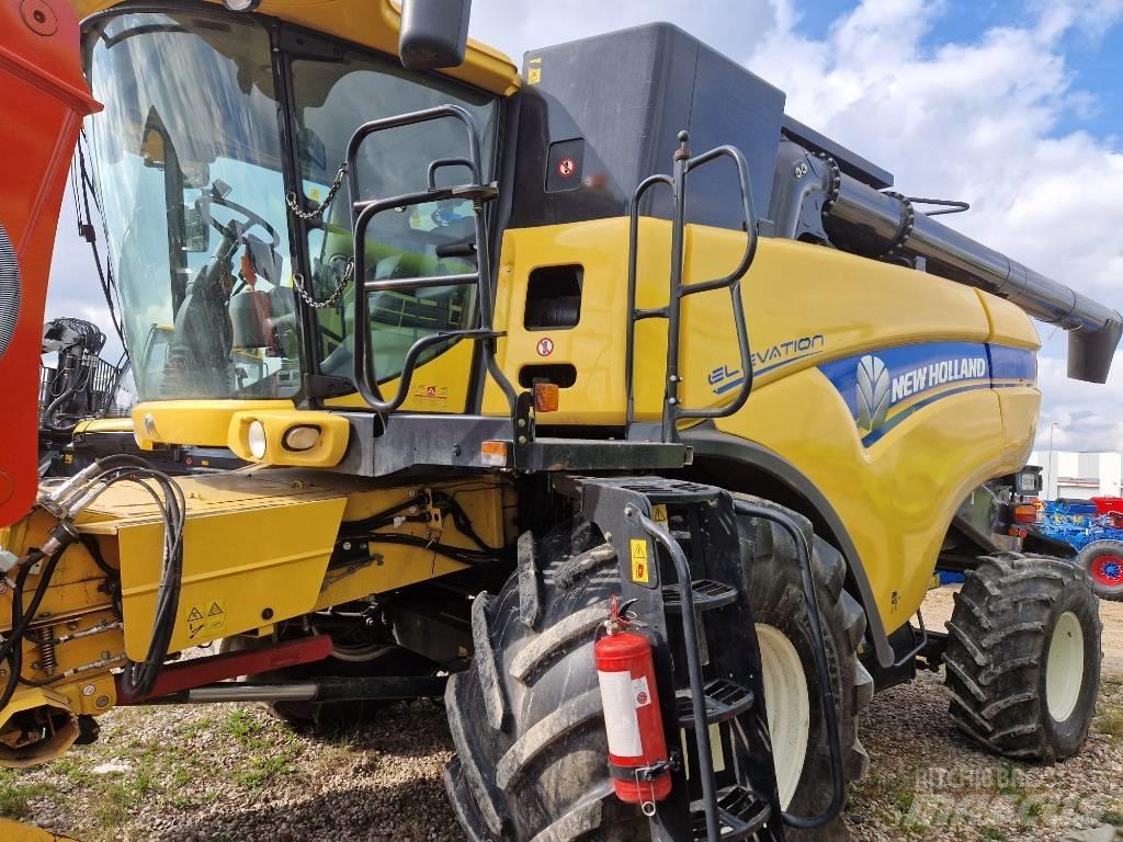 New Holland CX 8070 Зерноуборочные комбайны