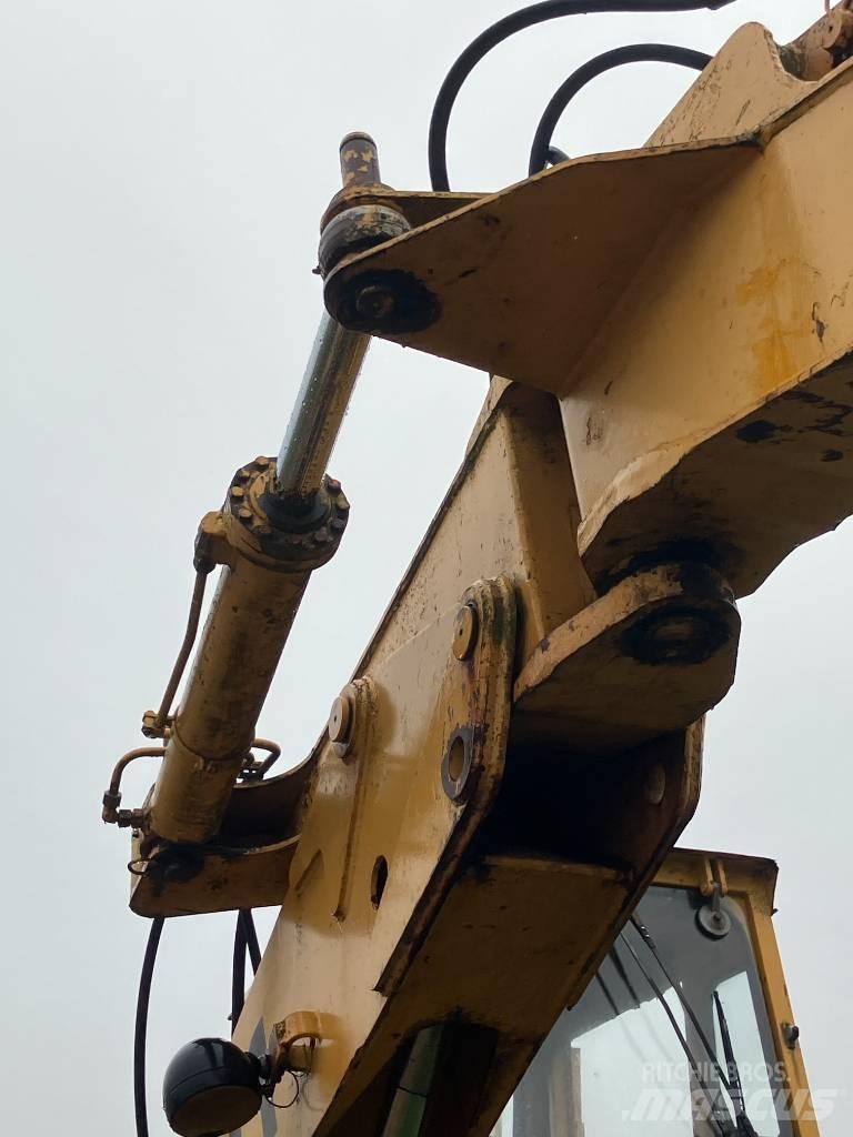 Liebherr A 901 C Колёсные экскаваторы