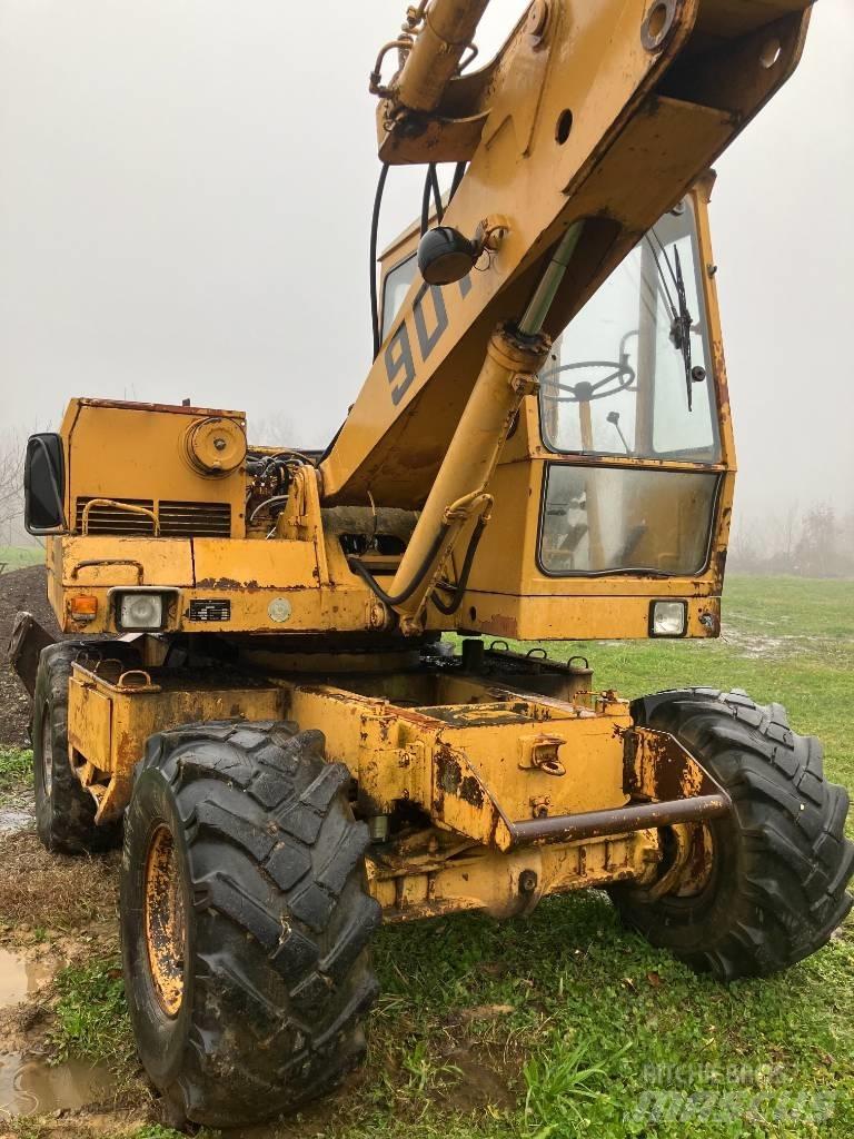 Liebherr A 901 C Колёсные экскаваторы