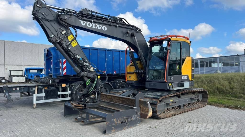 Volvo ECR145EL Гусеничные экскаваторы