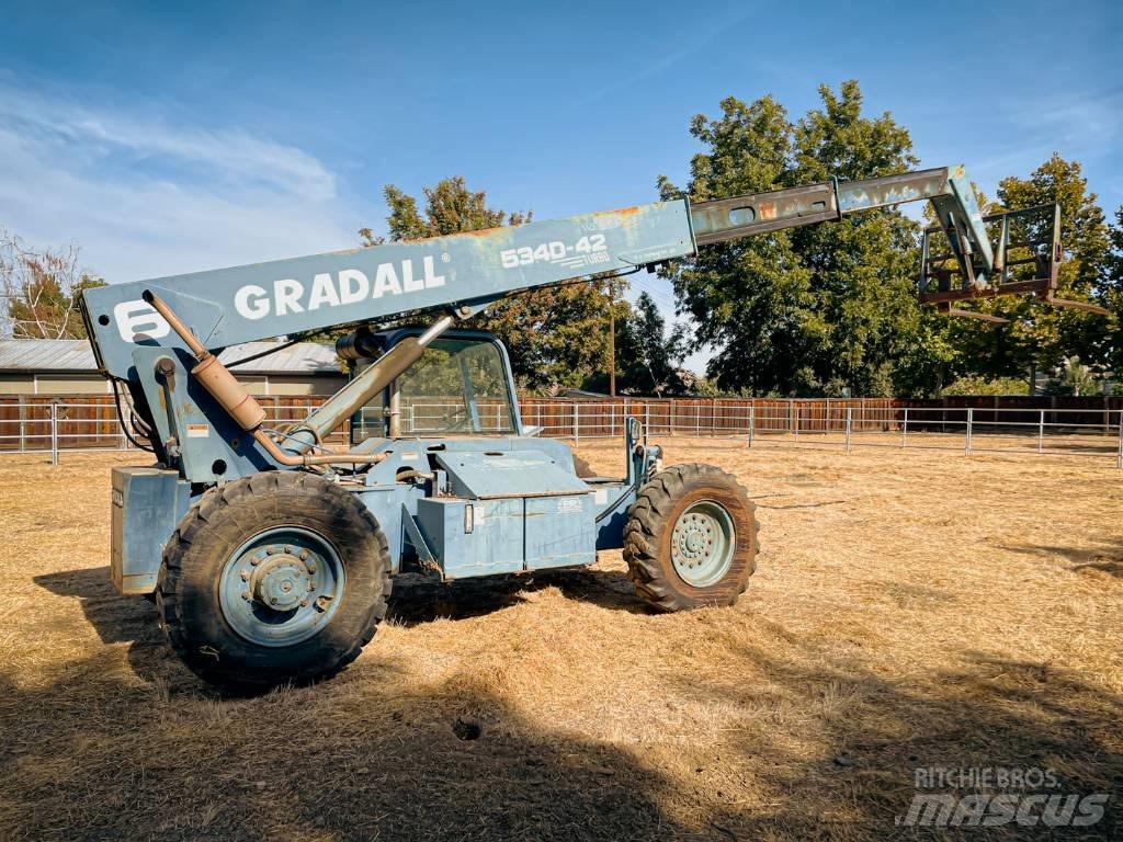 Gradall 534 D-6-42 Телескопические погрузчики