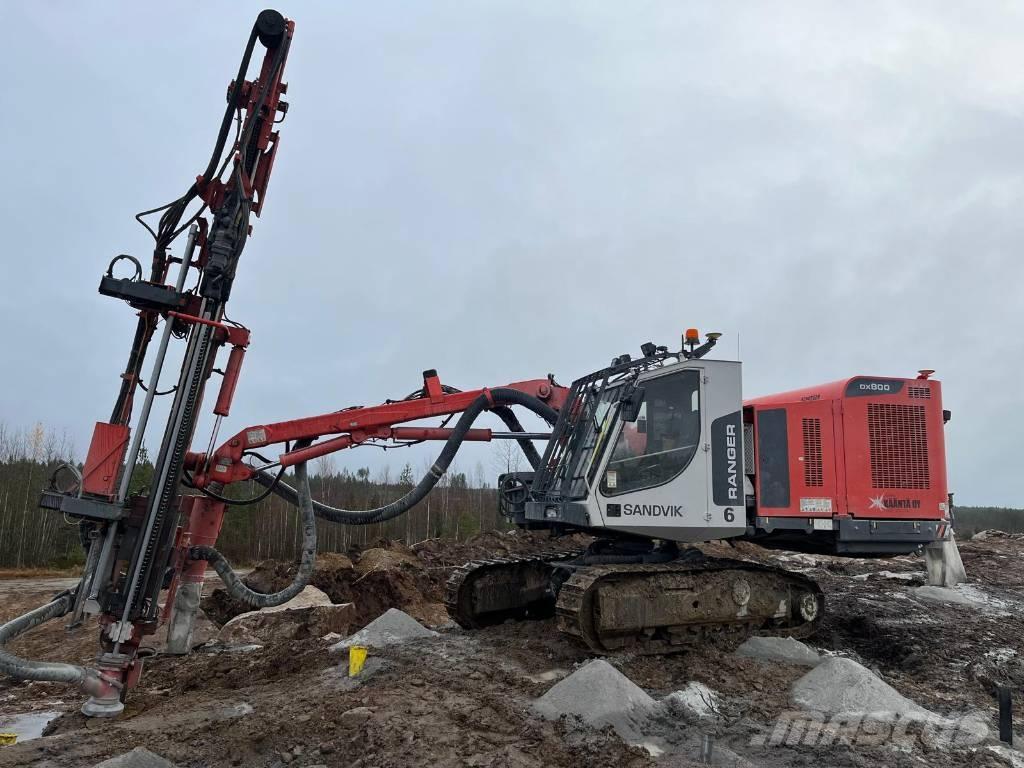 Sandvik DX800 Буровые вышки