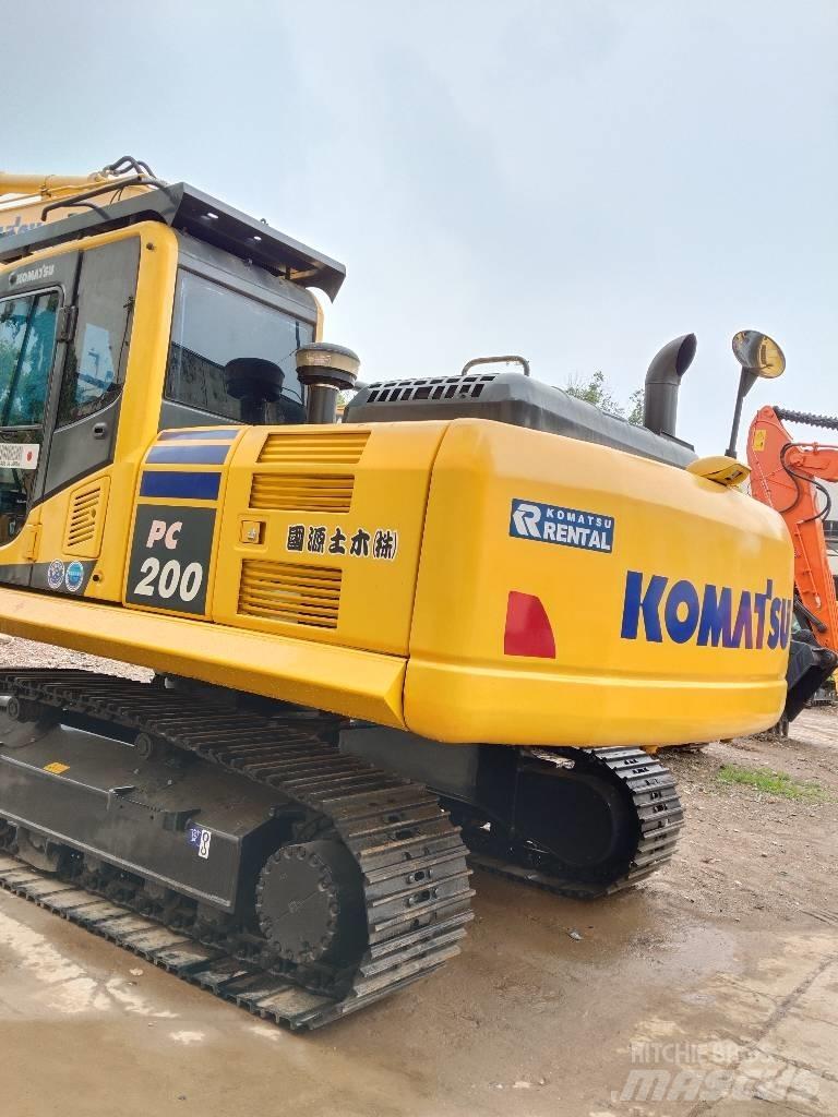 Komatsu PC 200-8N1 Гусеничные экскаваторы