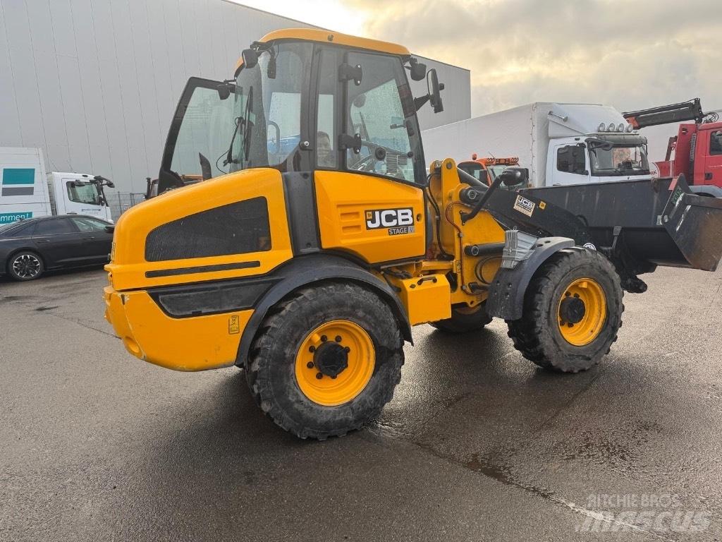 JCB 409 SV Экскаваторы-погрузчики