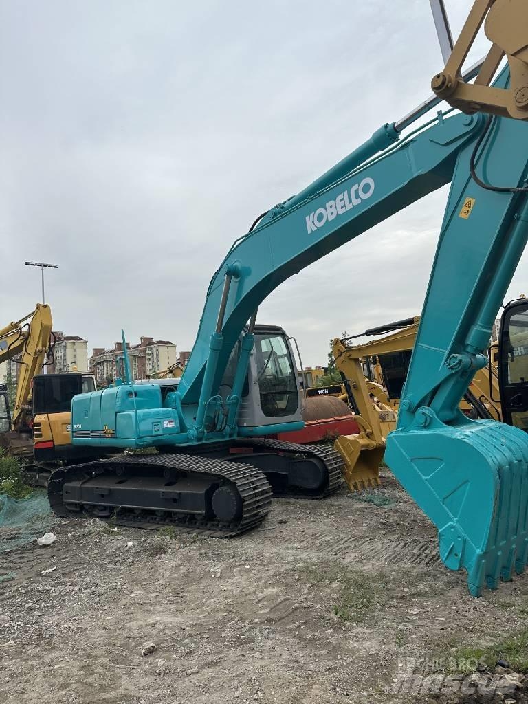 Kobelco SK 200 Гусеничные экскаваторы