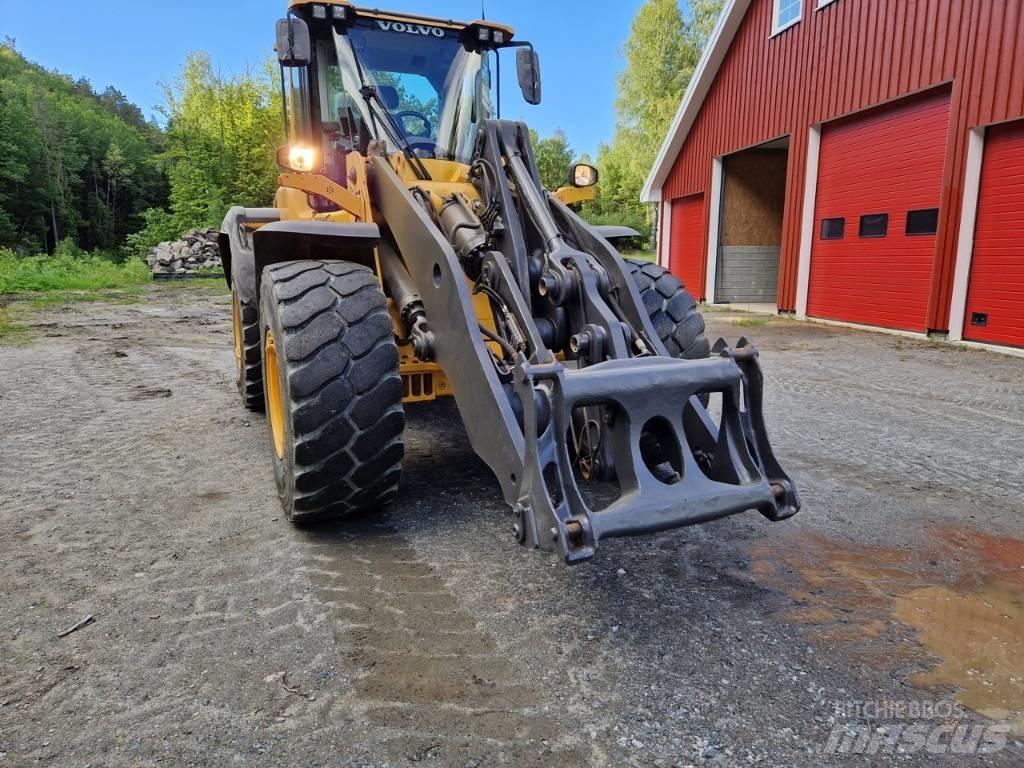 Volvo L 110 H Фронтальные погрузчики