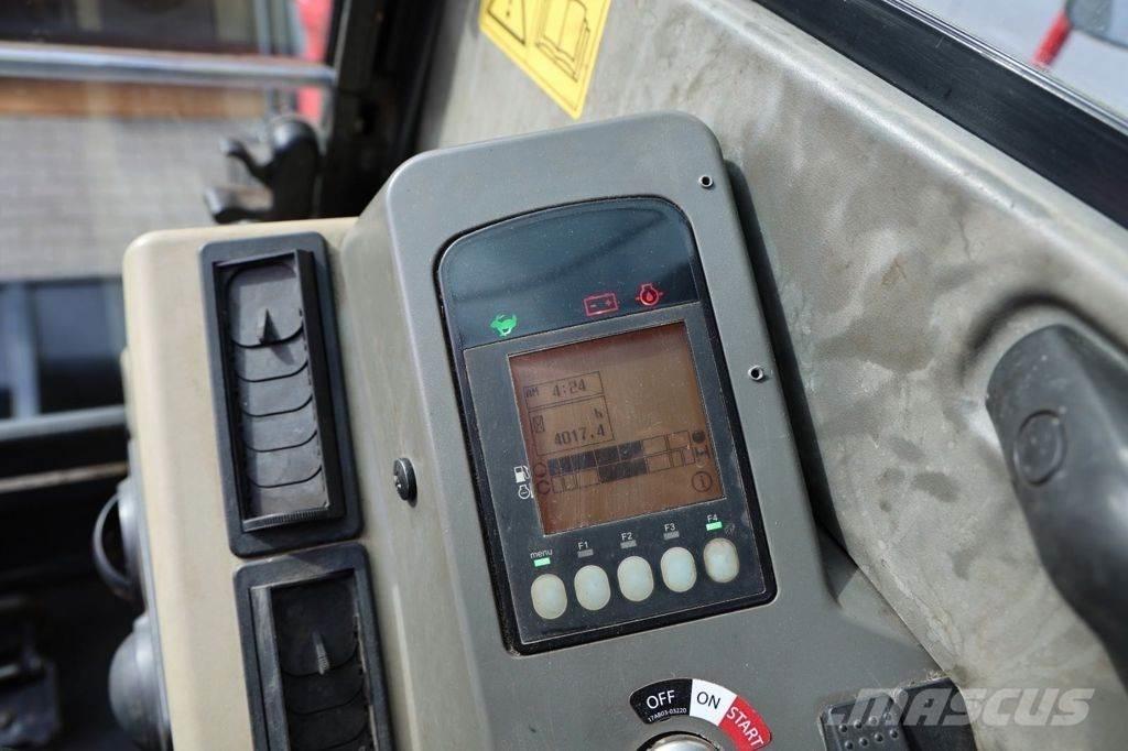 Yanmar SV100-2 Малые экскаваторы 7т-12т