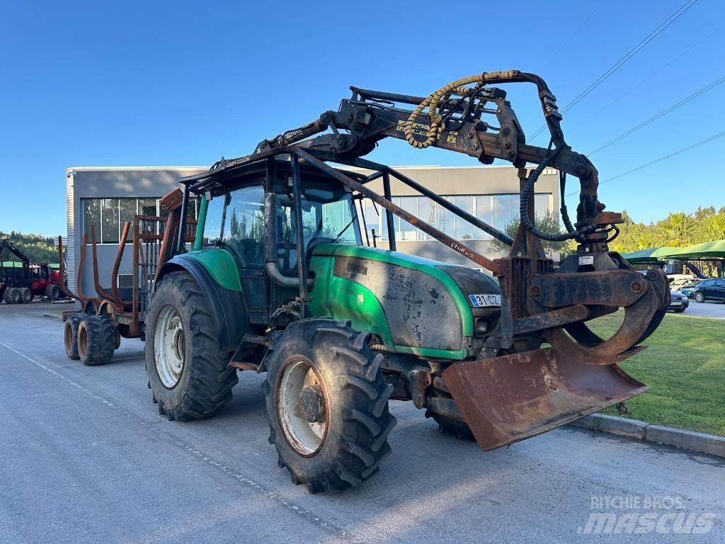 Valtra T130 Лесохозяйственные тракторы
