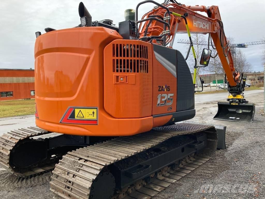 Hitachi ZX 135 US-7 Гусеничные экскаваторы