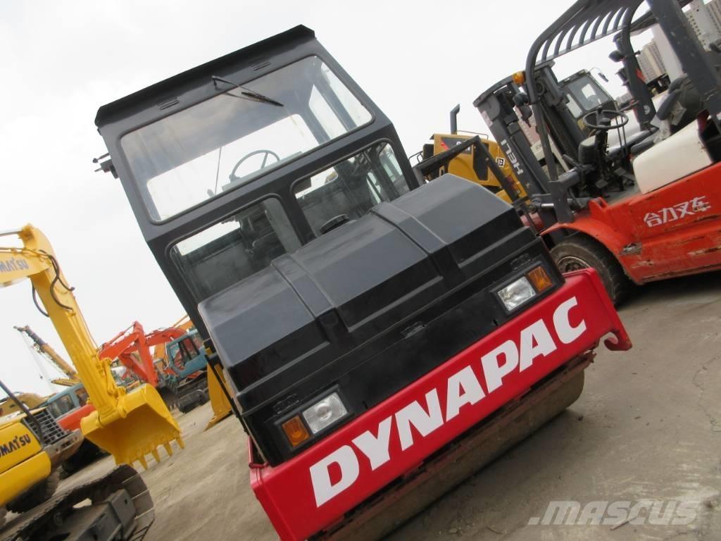Dynapac CC 421 Катки тротуарные