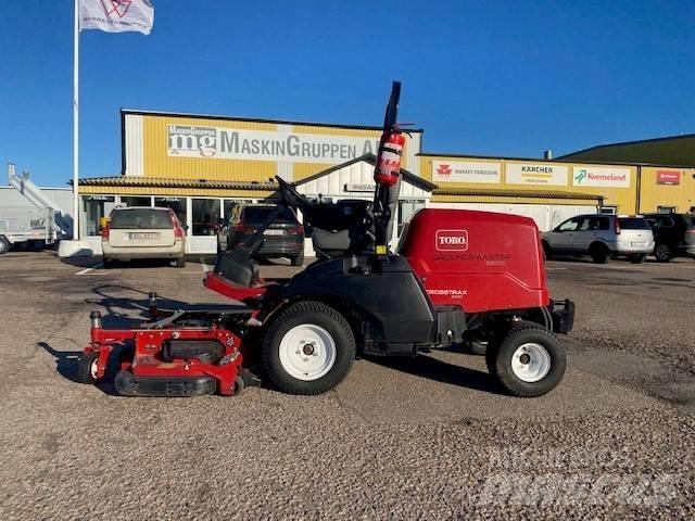 Toro 4000 Самоходные газонокосилки