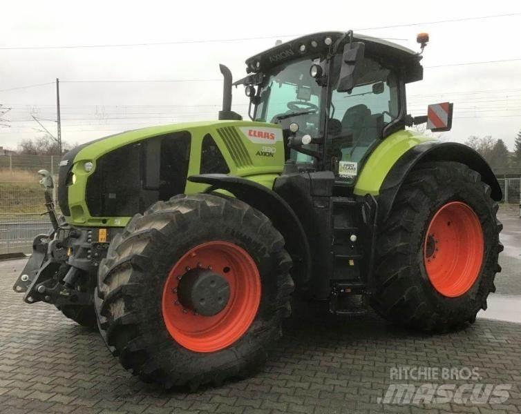 CLAAS AXION 930 Трактора