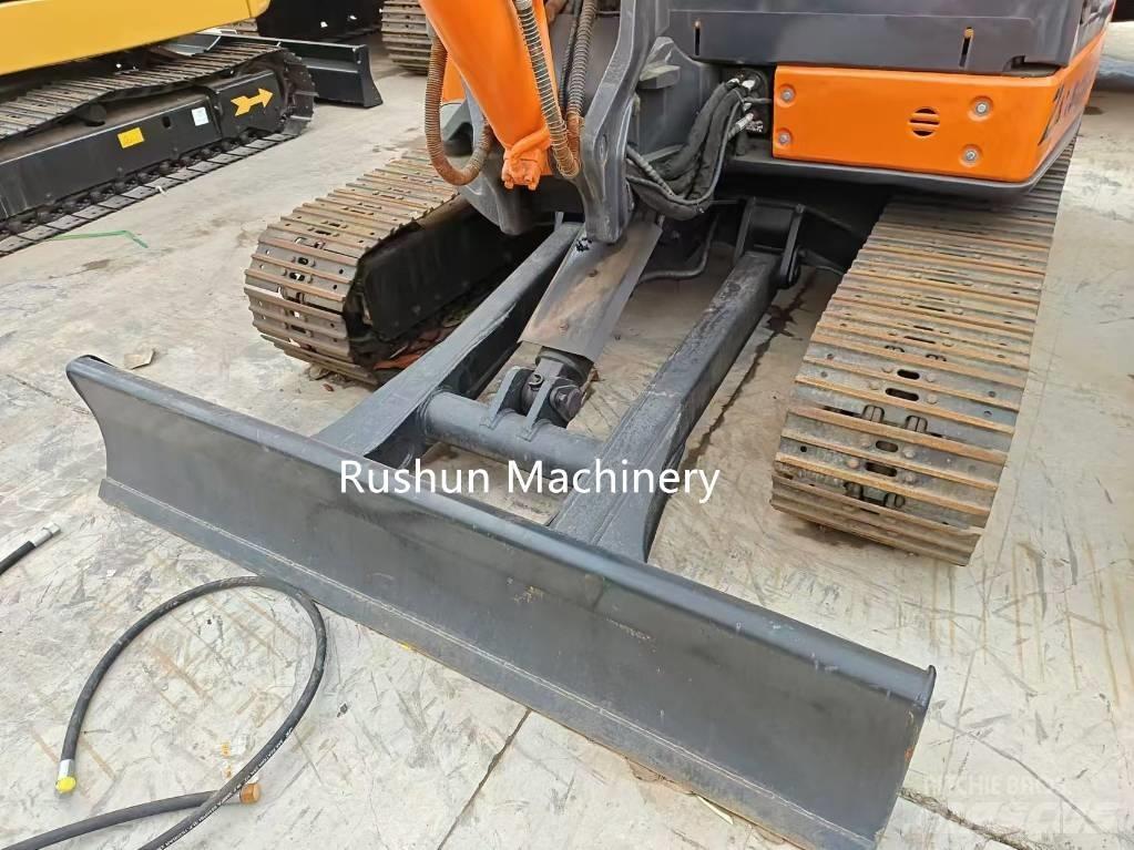 Hitachi ZX65 Гусеничные экскаваторы