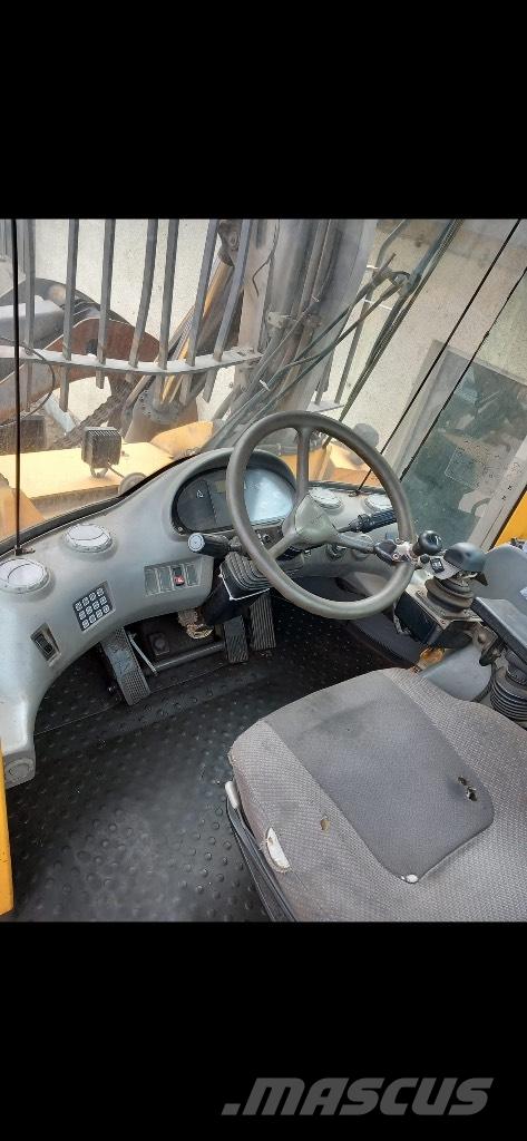 Volvo L 180 E Фронтальные погрузчики