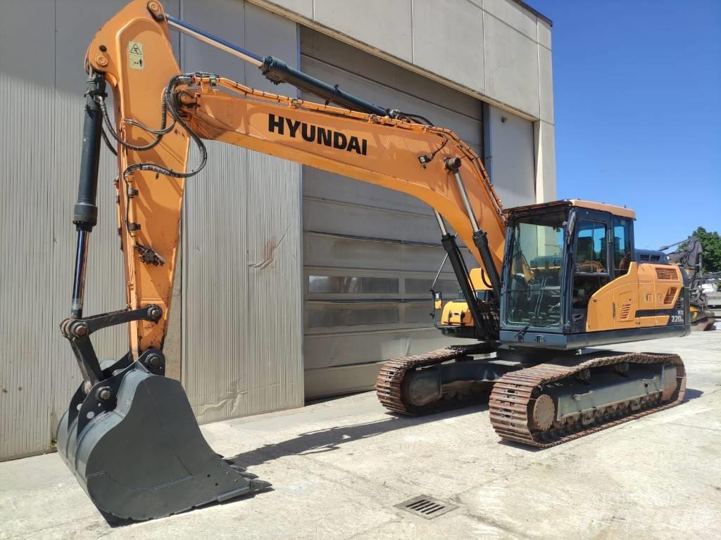 Hyundai HX 220 Гусеничные экскаваторы