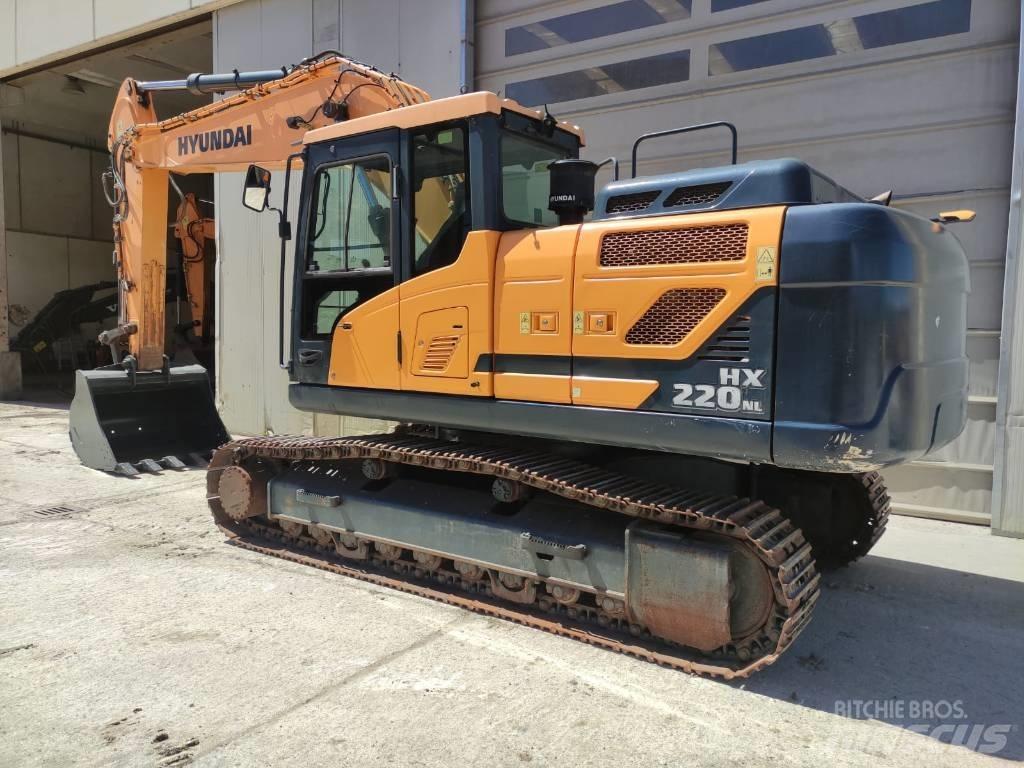 Hyundai HX 220 Гусеничные экскаваторы