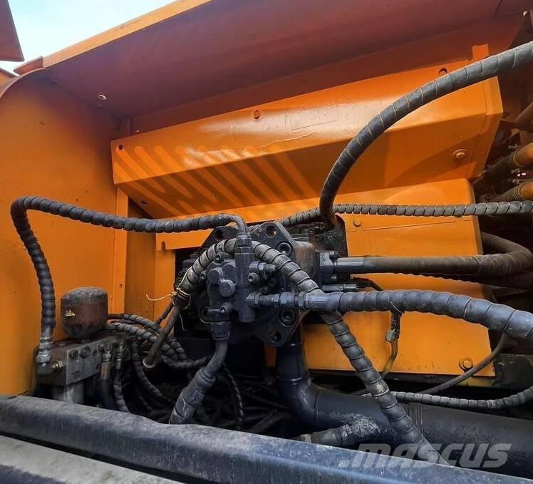 Hyundai R330LC-9T Гусеничные экскаваторы