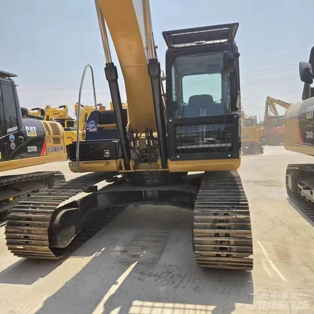 CAT 323 D Гусеничные экскаваторы
