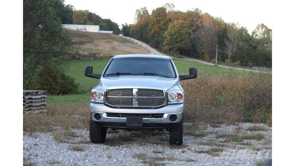 Dodge 2500 Прочие фургоны