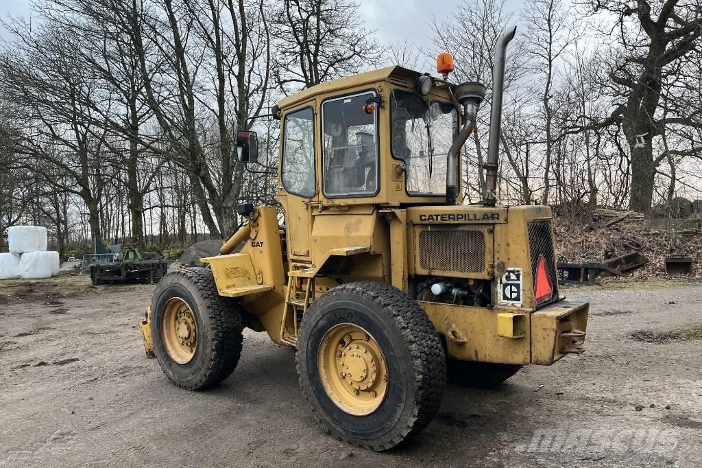 CAT 910 Фронтальные погрузчики