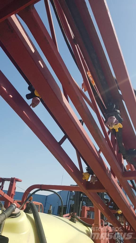 Hardi Commander 2200 Опрыскиватели