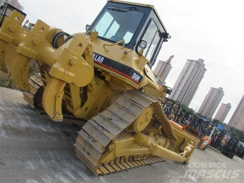 CAT D6R Гусеничные бульдозеры