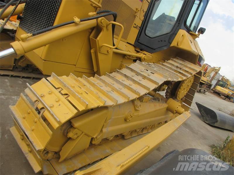 CAT D6R Гусеничные бульдозеры