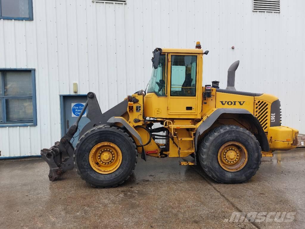 Volvo L90E Фронтальные погрузчики
