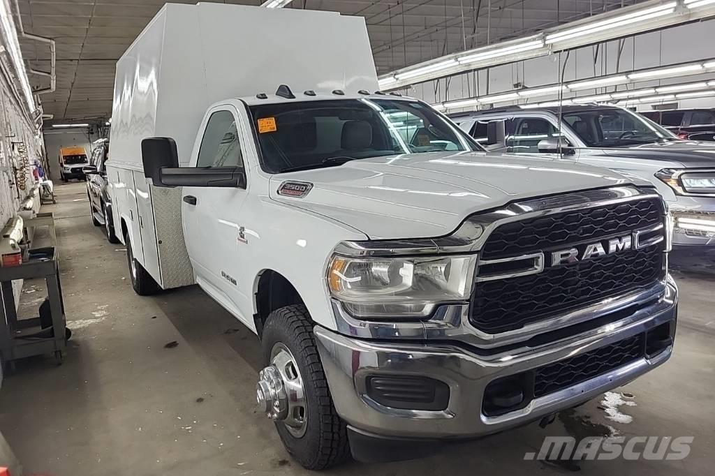 RAM 3500 TRADESMAN Бортовые фургоны