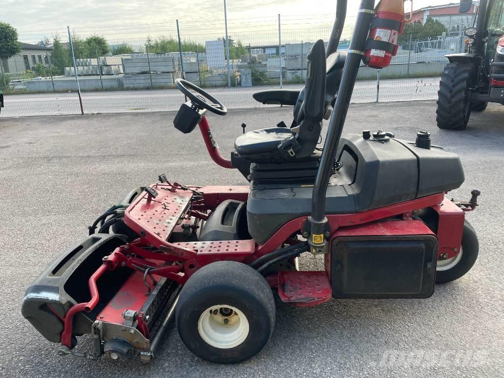 Toro GR3250 Самоходные газонокосилки