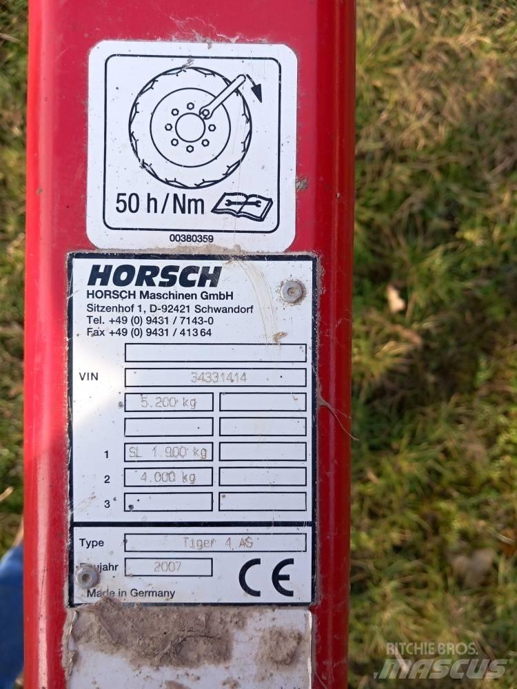 Horsch Tiger 4 AS Плуги