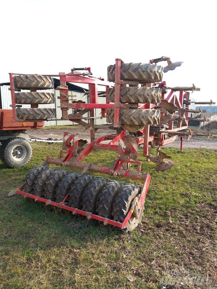Horsch Tiger 4 AS Плуги