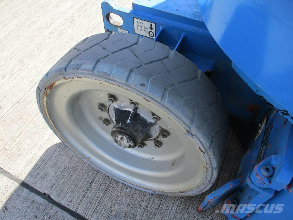 JLG E300AJP (180) Компактные самоходные стреловые подъемники