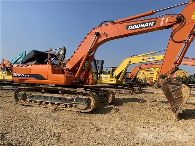Doosan DH300 Гусеничные экскаваторы