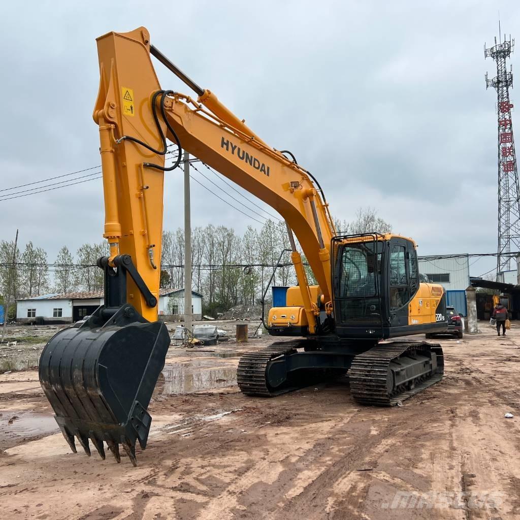 Hyundai R220LC-9 Гусеничные экскаваторы