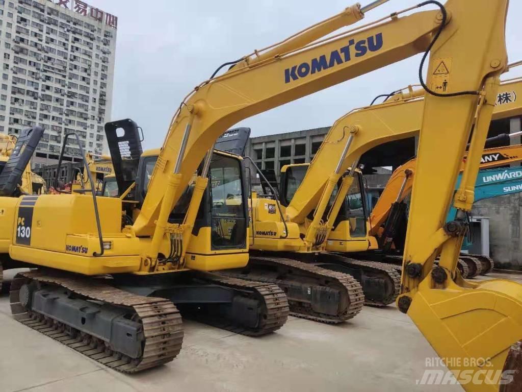 Komatsu PC130 Гусеничные экскаваторы
