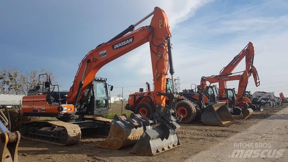 Doosan DX 225 Гусеничные экскаваторы
