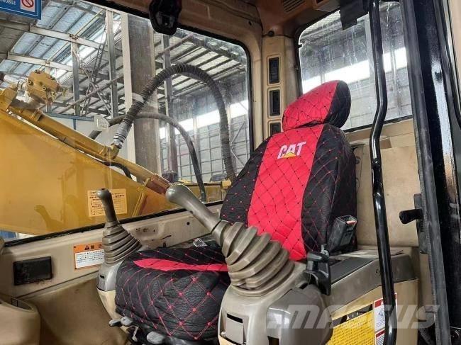 CAT 320 BL Гусеничные экскаваторы