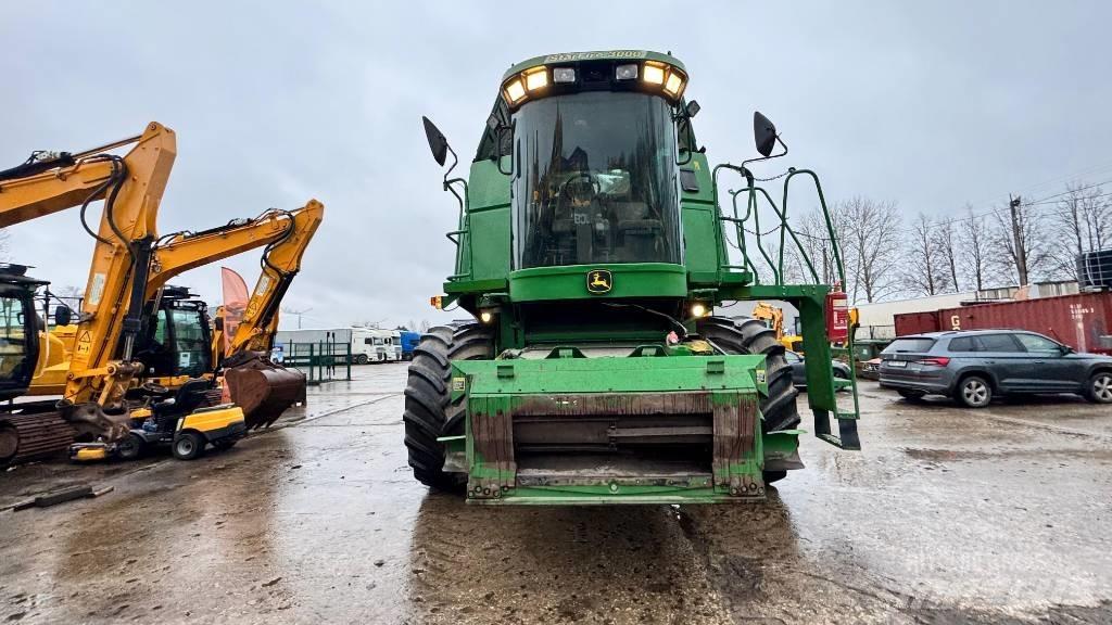 John Deere 9880 STS Зерноуборочные комбайны