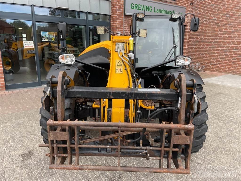 JCB 527-58 Agri Телескопические погрузчики